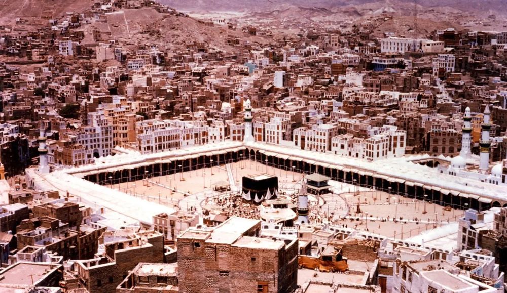 المملكة.. 100 عام في خدمة ضيوف الرحمن