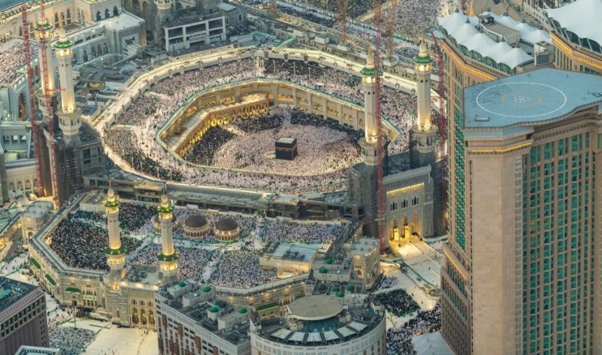 المملكة.. 100 عام في خدمة ضيوف الرحمن