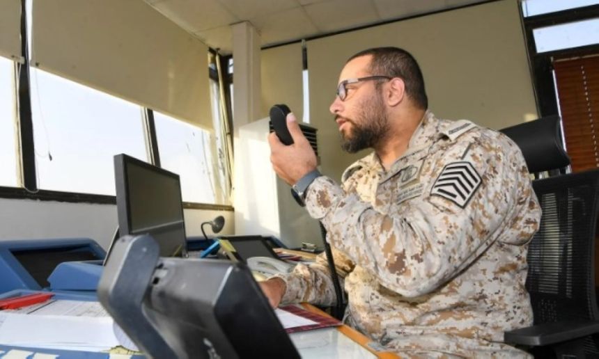 القوات الجوية تساند الأجهزة الأمنية في تنظيم وإدارة الأجواء بالمشاعر المقدسة