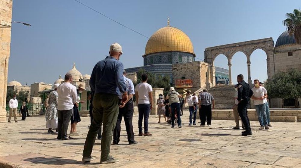 مستوطنون يقتحمون الأقصى والبلدة القديمة في القدس