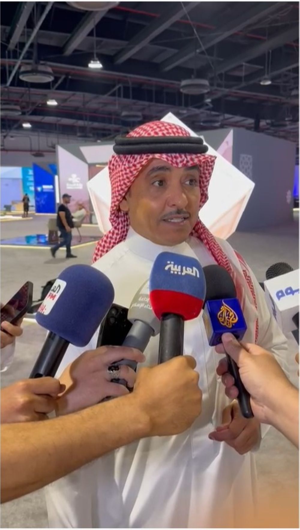 وزير الإعلام لـ"اليوم": موسم الحج أهم واجب طوال العام