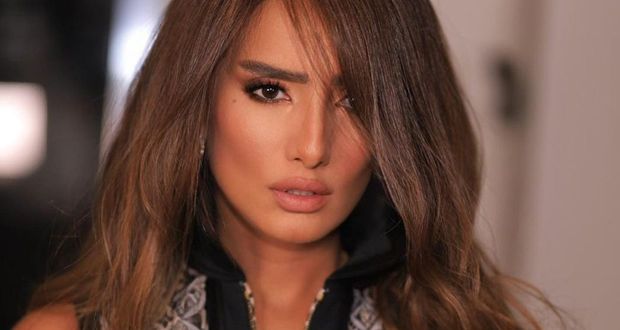 بعد “العتاولة”.. زينة تكرّر التجربة مع هذا الفنان