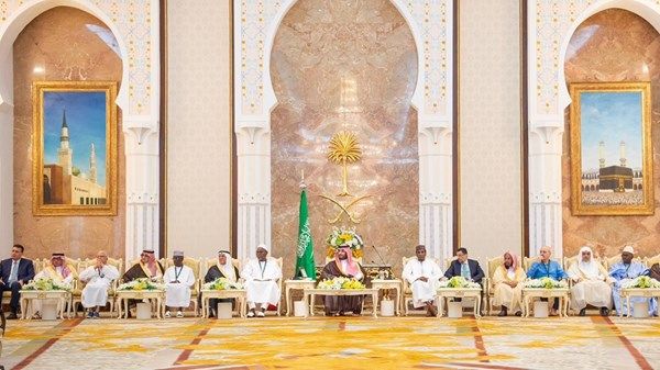 ولي العهد السعودي يدعو إلى وقف الحرب في غزة