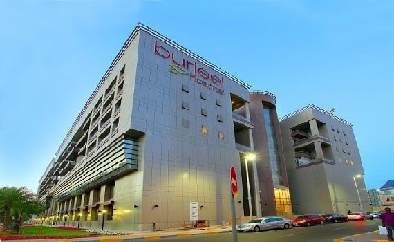 الامارات | جراحة عاجلة تنقذ مريضة عربية من استئصال كلية