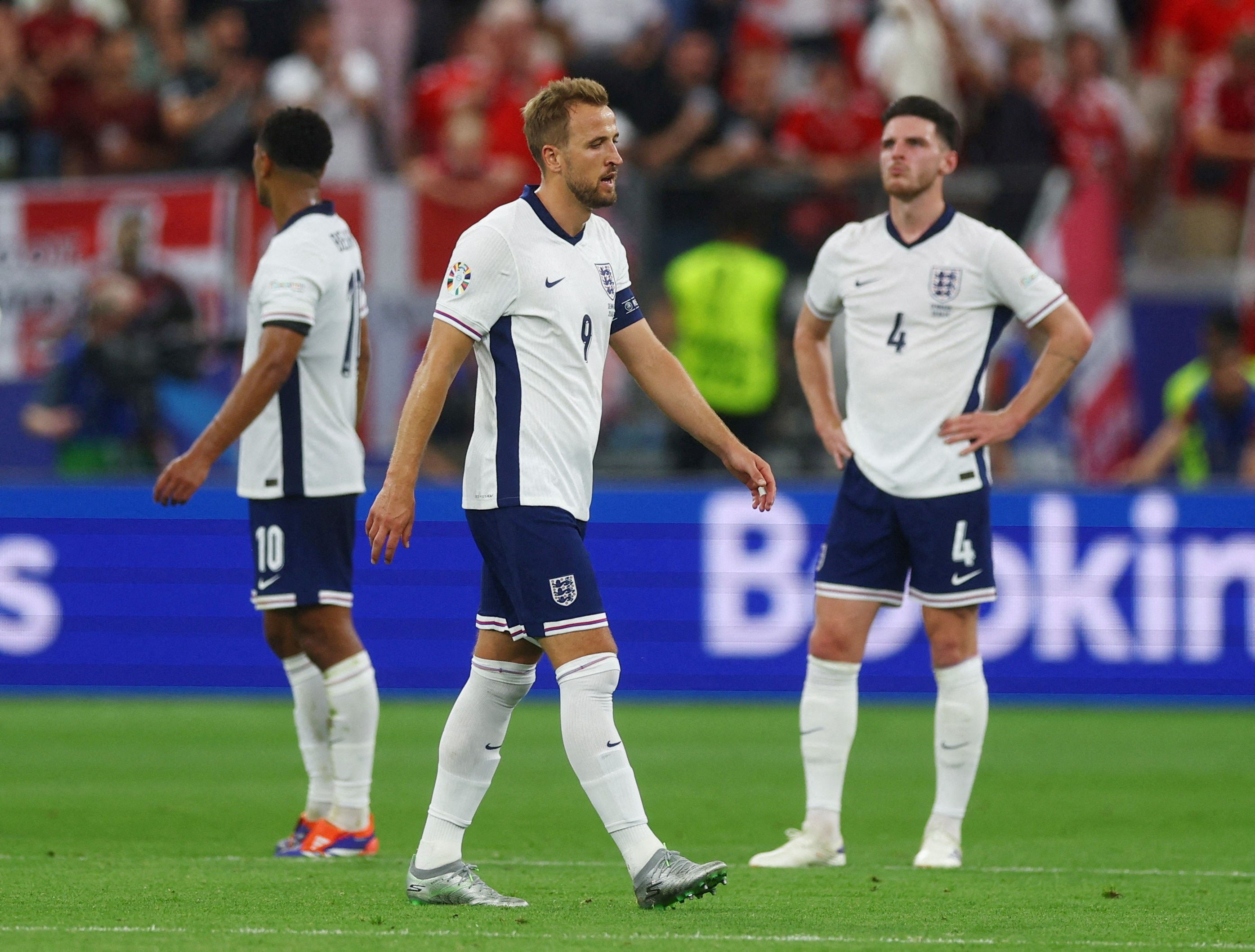 الامارات | منتخب إنجلترا يُحبط جمهوره ويفشل في حسم التأهل بكأس أمم أوروبا