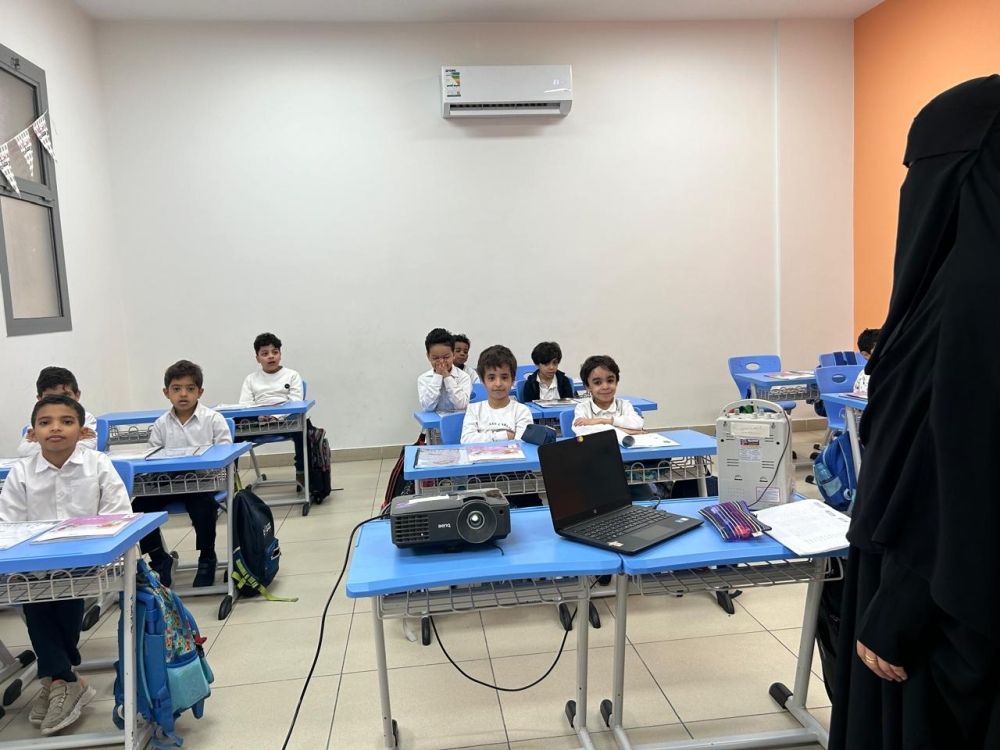 وكيل "التعليم": دراسات بحثية لاعتماد عدد الفصول الدراسية