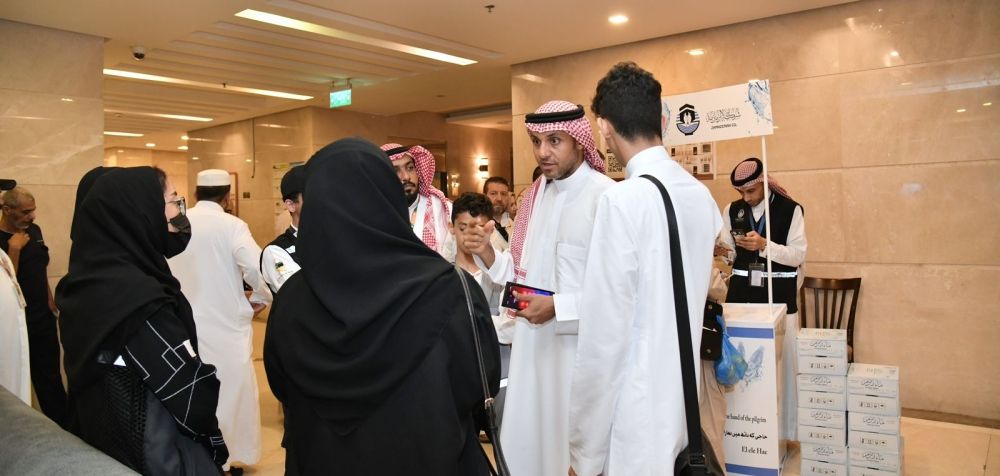 "الزمازمة " تعزز مبادراتها لإثراء تجربة الحجاج بمبادرتي "يدا بيد" و"استدراك"