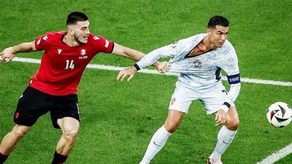 الشوط الأول.. جورجيا تتقدم على البرتغال بهدف كفارا