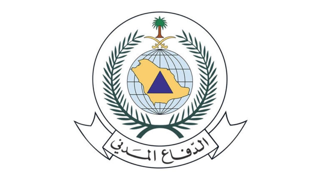 مدني الطائف يخمد حريقاً نشب في حشائش وأعشاب بمنطقة جبلية