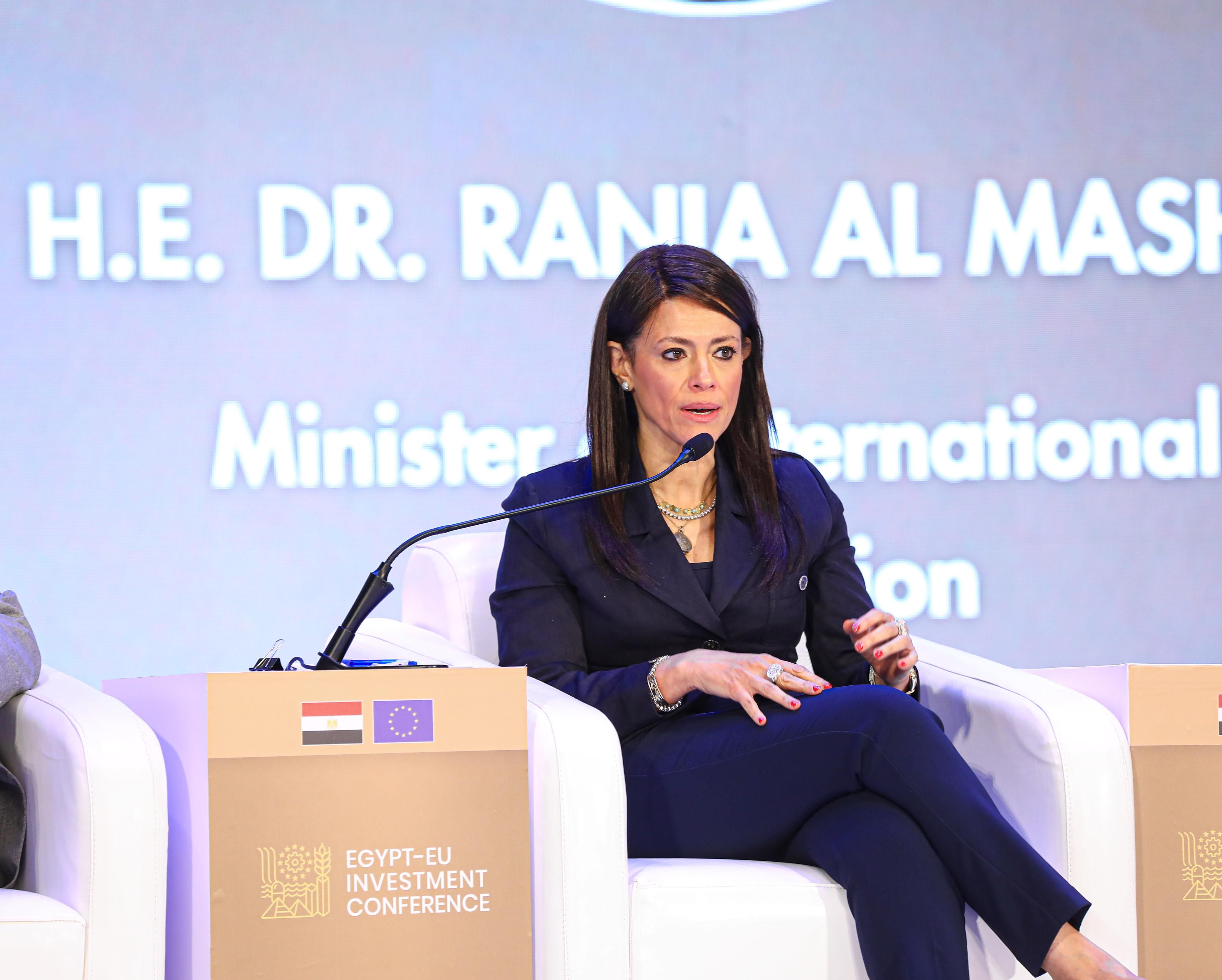 رانيا المشاط تستعرض آليات التمويل المُيسر من شركاء التنمية للقطاع الخاص