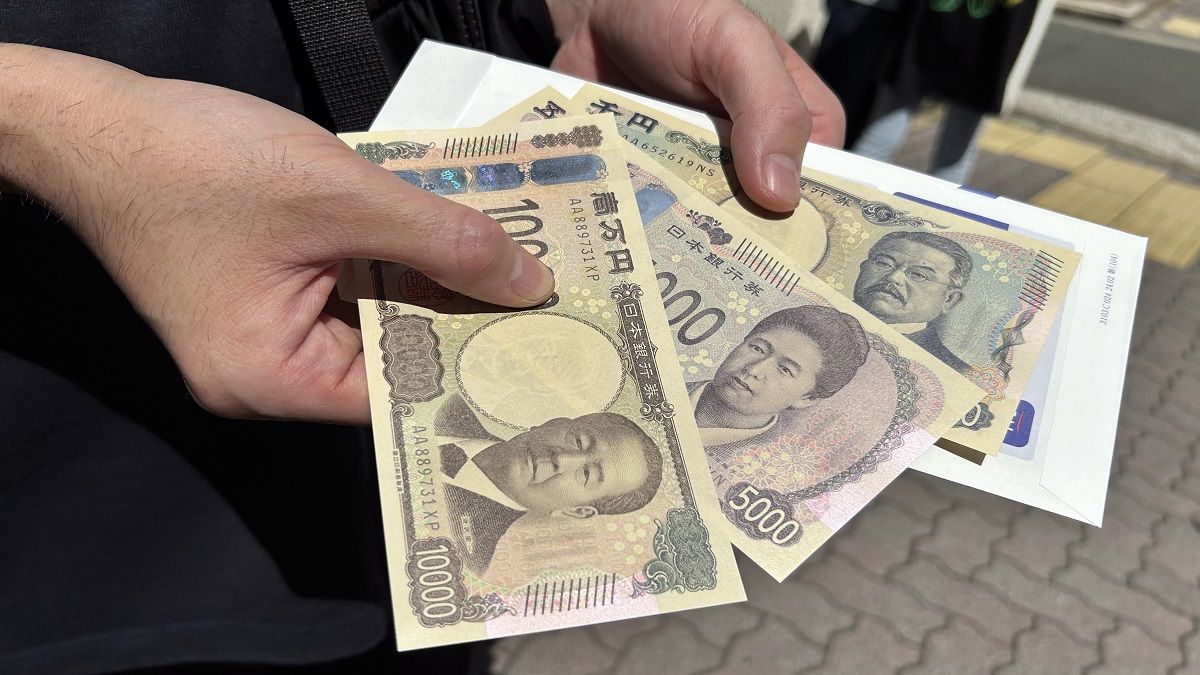 الامارات | عملات جديدة تتحدى المزورين.. بتقنية ثلاثية الأبعاد