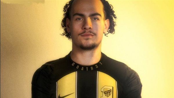 الاتحاد السعودي يتفق مع المدافع البلجيكي ارثر ثيات