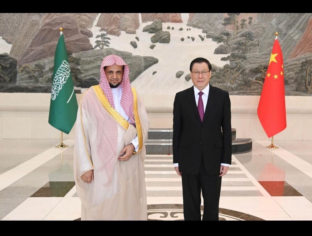 النائب العام يبحث تبادل الخبرات القضائية مع نظيره الصيني