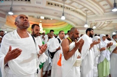 تحديد متطلبات عدم الممانعة لممارسي الأنشطة الإعلامية