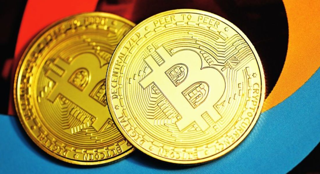 سعر البيتكوين يستقر عند مستوى 57 ألف دولار وسولانا تستعيد بعض من خسائرها!