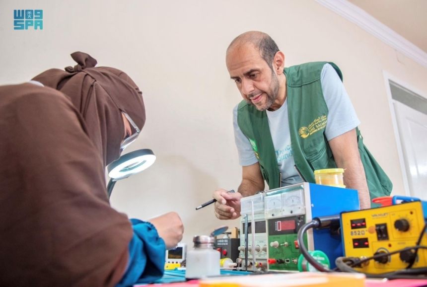 في 3 دول.. مركز الملك سلمان يواصل تقديم المساعدات الإغاثية