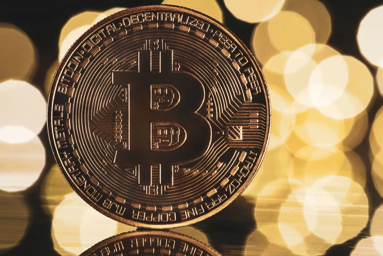 استرجاع البيتكوين لمستوى 58 ألف دولار والقيمة الإجمالية لسوق الكريبتو تقترب من 2,5 تريليون دولار