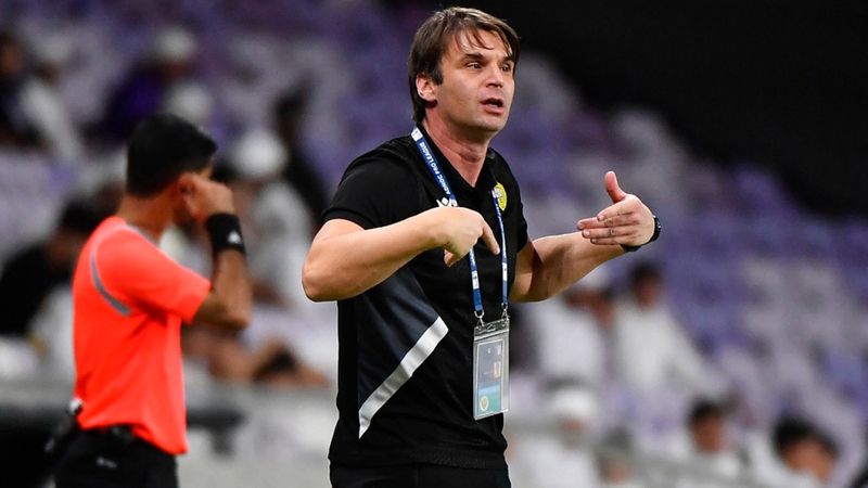 الامارات | 14 مدرباً من 9 جنسيات يرسمون «اللوحة الفنية» للدوري