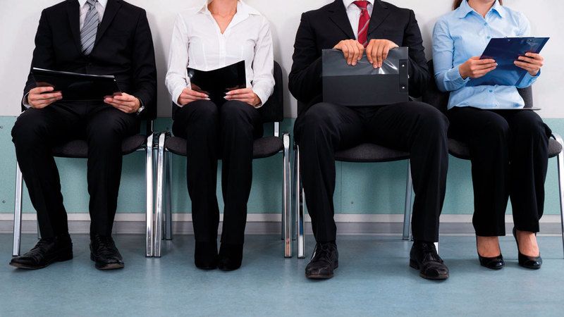 الامارات | هل يحق لجهة العمل تغيير وظيفة العامل دون موافقته؟