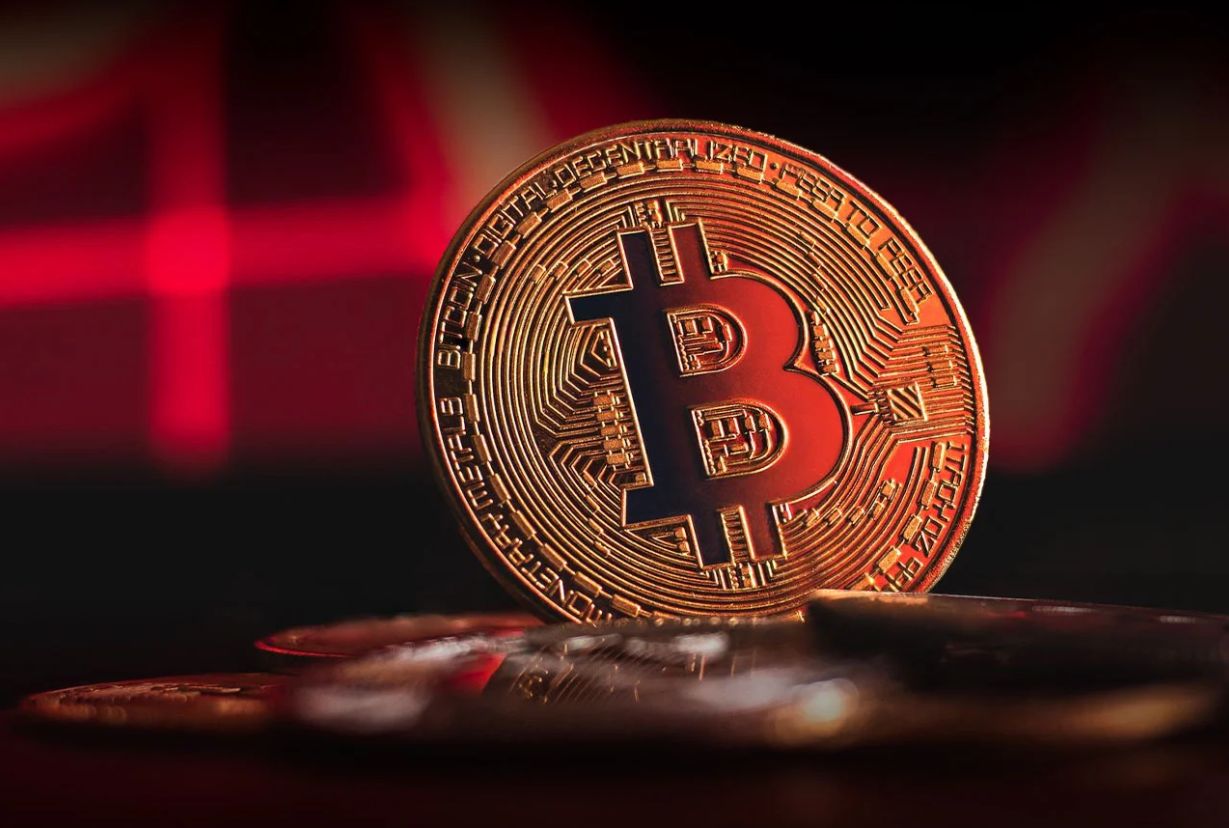 مشاعر الخوف تسيطر على نفوس المتداولين بعد تراجع البيتكوين لما دون مستوى 60 ألف دولار
