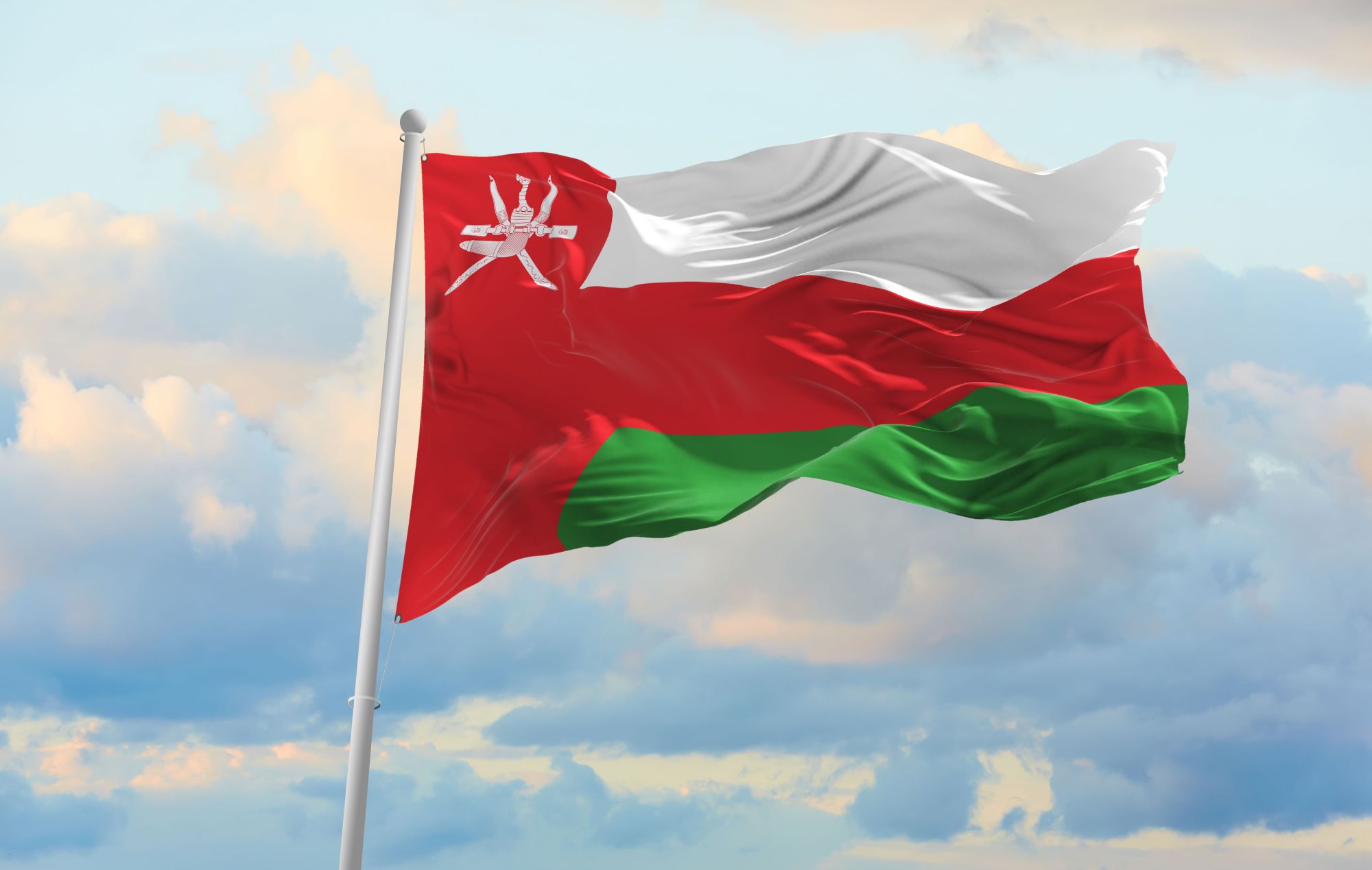 الخليج اليوم .. سلطنة عمان تدين القصف الإسرائيلي للمدنيين العزل في مواصي خان يونس