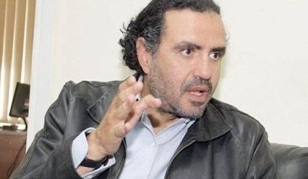 سر عدم دخول محمود عزت العلايلي التمثيل مع والده