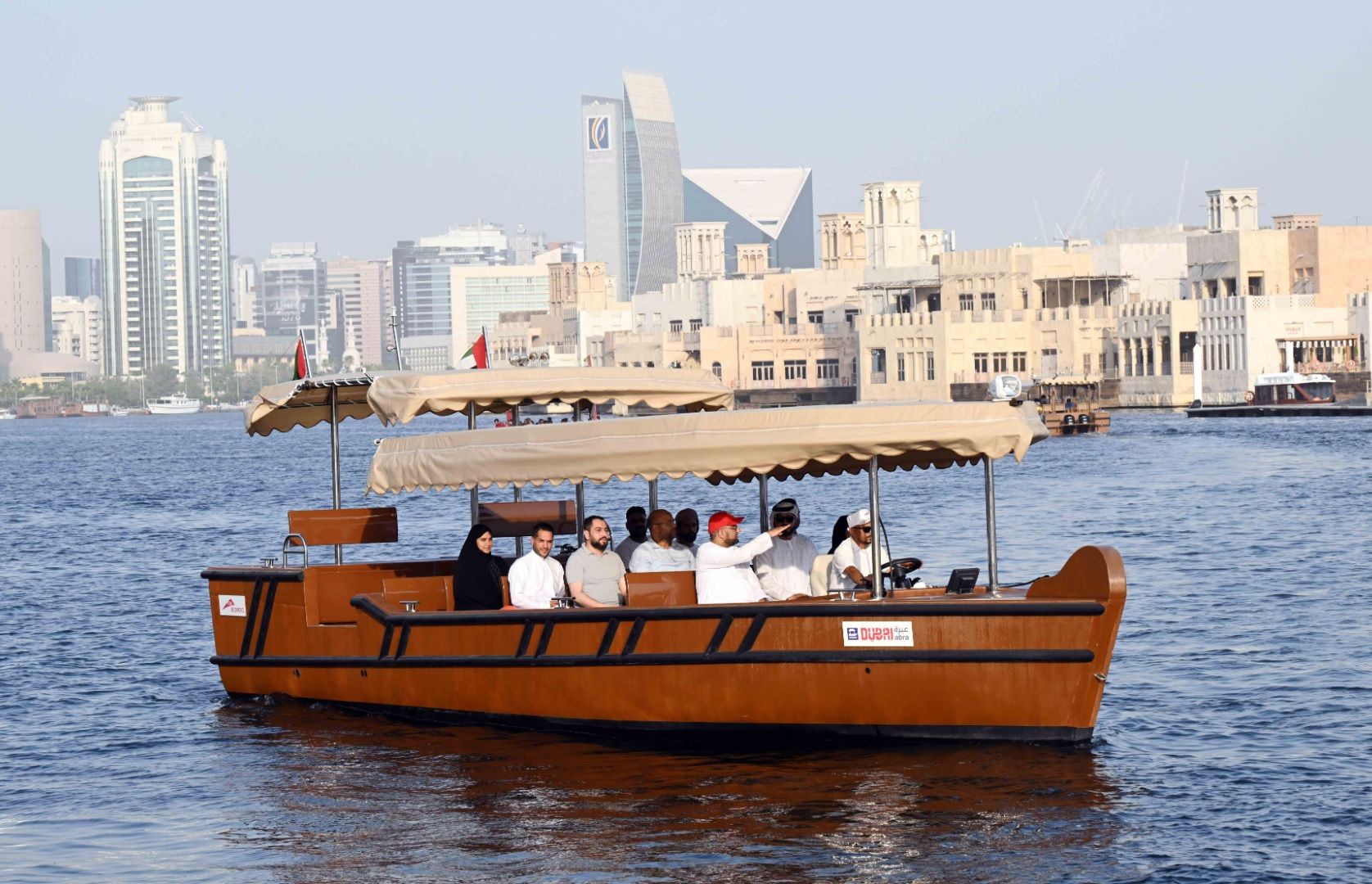 الامارات | "طرق دبي" تدشن التشغيل التجريبي لأول عبرة في العالم مصنعة بتقنية الطباعة ثلاثية الأبعاد