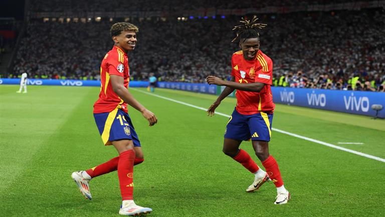 بعد غياب 12 عاما.. منتخب إسبانيا بطلا لليورو على حساب إنجلترا (فيديو وصور)