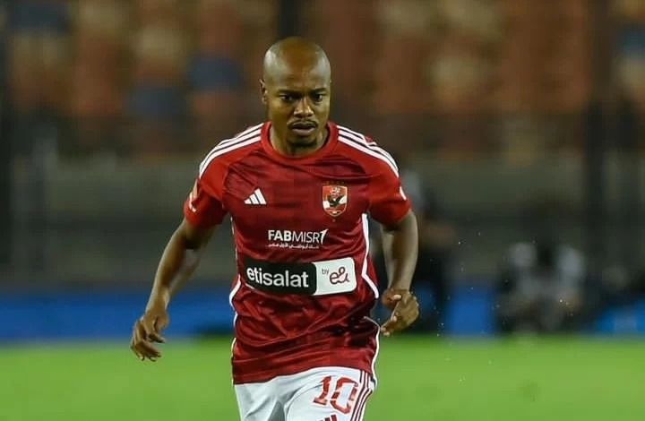 طرد لاعب مودرن سبورت أمام الاهلي بعد التدخل مع بيرسي تاو