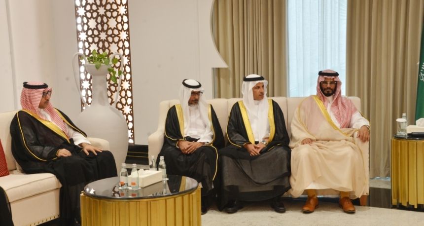 رئيس مجلس الشورى يبحث تطوير التعاون البرلماني مع "النواب البحريني"