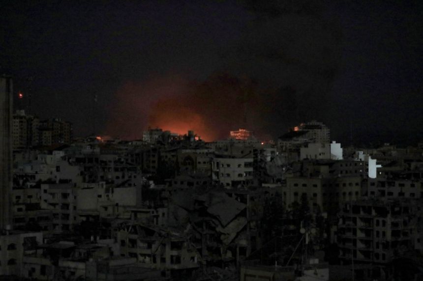 استشهاد 5 فلسطينيين في قصف للاحتلال على مخيم الشاطئ