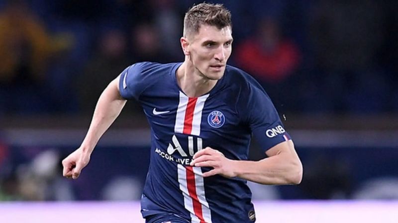 الامارات | المدافع البلجيكي مونييه يعود إلى فرنسا عبر بوابة ليل