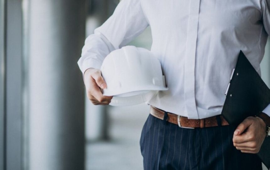 "الموارد البشرية" تعلن بدء تنفيذ قرار توطين المهن الهندسية