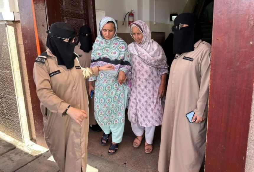 115 موظفة لدعم المنظومة الخدمية داخل المصليات النسائية بالمدينة المنورة