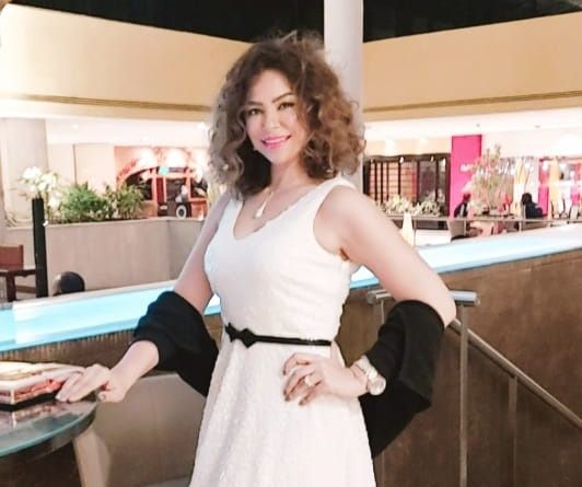 ألفت عمر بإطلالة جديدة في العلمين وتستكمل تصوير "فوبيا" قريبا
