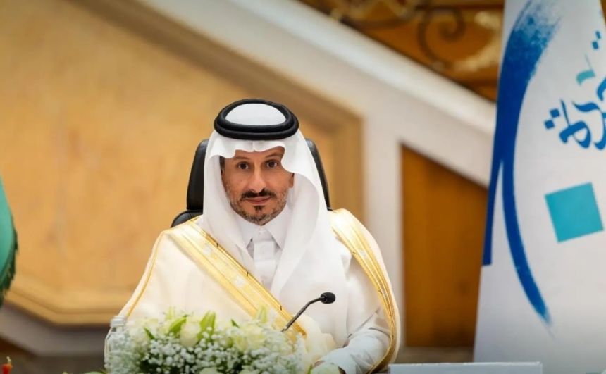 جدة.. وزير السياحة يبحث الدعم المقدم للمستثمرين في قطاع السياحة