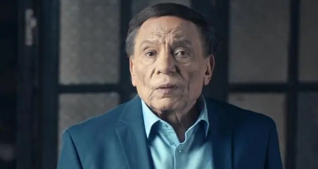 ابنة فنان شهير تكشف تفاصيل خلافه مع عادل إمام