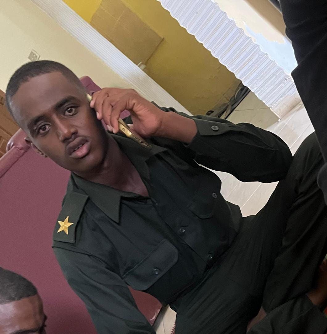 شاهد بالصور.. تخرج ضابط من الكلية الحربية السودانية بعد يوم واحد من استشهاد والده ضابط المخابرات بمدينة كوستي تعرف على التفاصيل