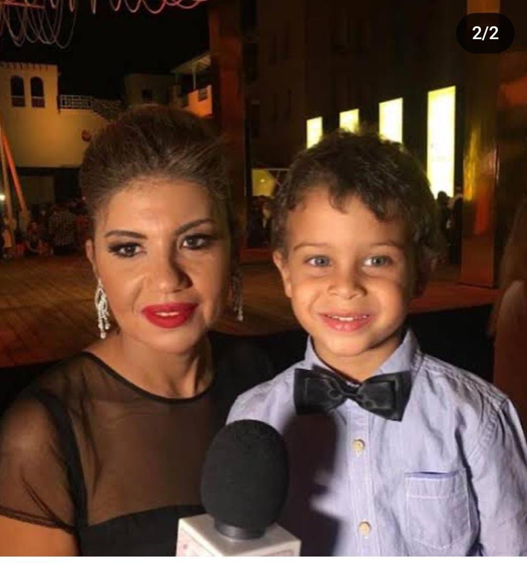 شاهد أحدث ظهور لـ حسن حفيد محمود حميدة بصحبة بوسى شلبى