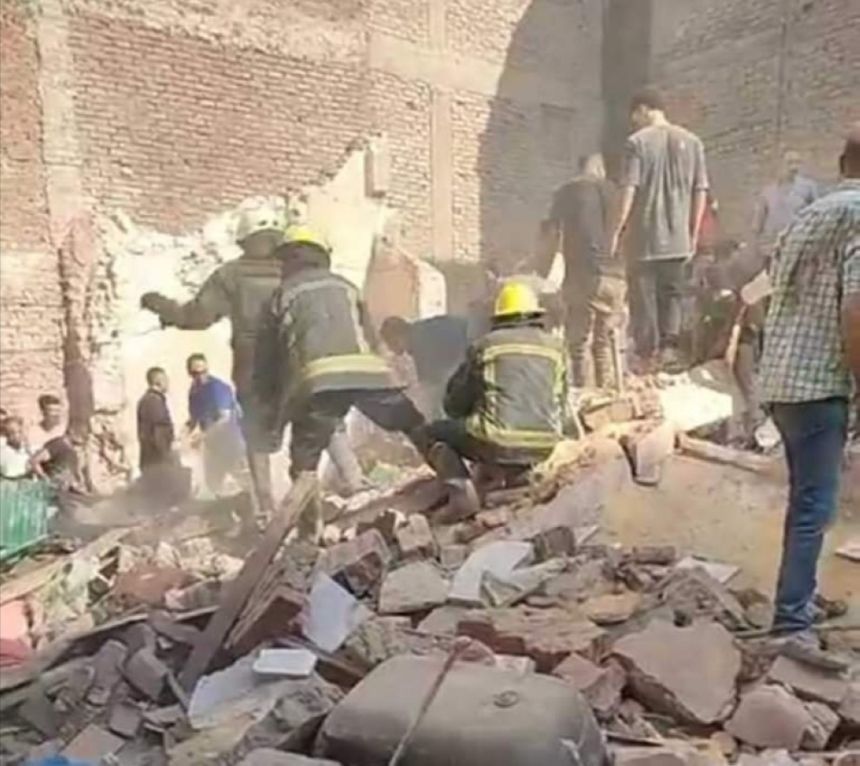 مصر.. انهيار عقار مكون من 5 طوابق في منطقة شبرا