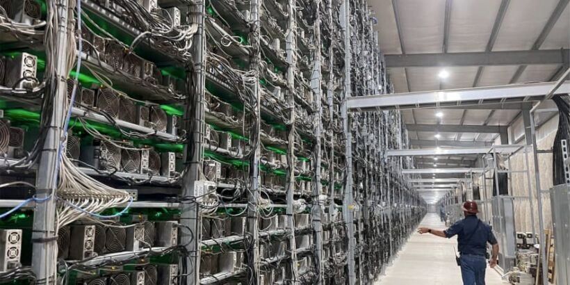 تراجع إيرادات تعدين البيتكوين ووصولها إلى أدنى مستوى سنوي