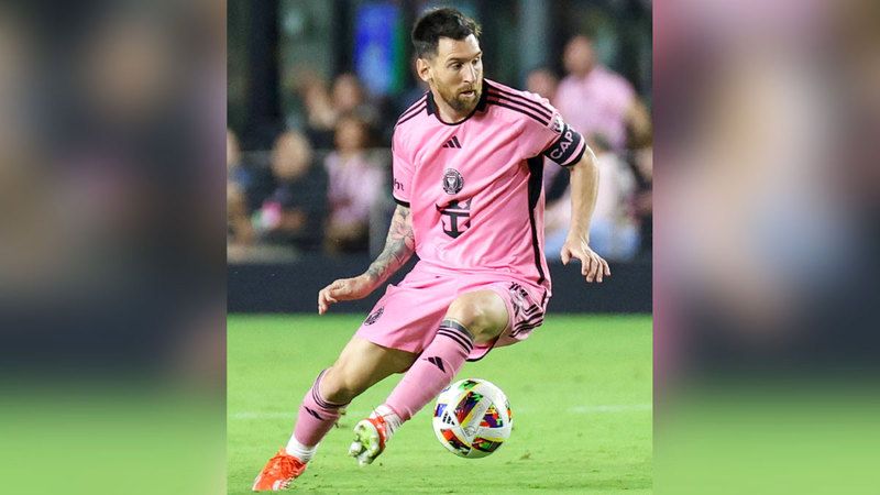 الامارات | الإصابة تُبعد ميسي عن المشاركة في كأس الرابطتين