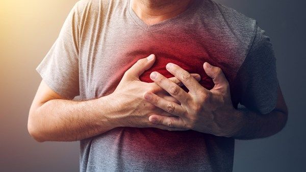 دراسة تحذّر: الإفراط في الكافيين يزيد خطر الإصابة بأمراض القلب