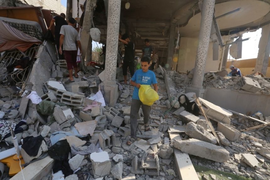 مفوض حقوق الإنسان يدعو لوقف إطلاق النار في قطاع غزة