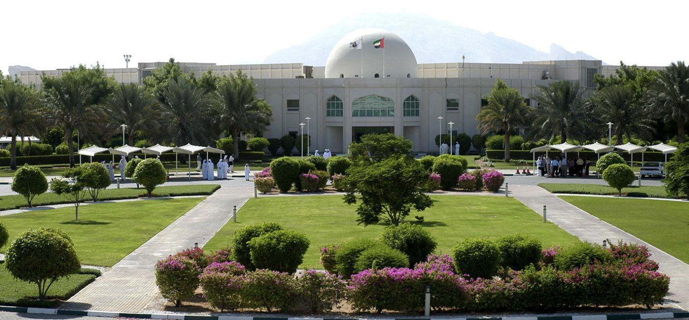 الامارات | "التقنية العليا" توفر مراكز تعتمد على "تدريس الأقران"