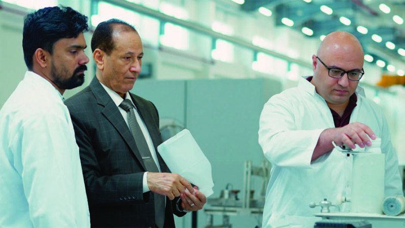الامارات | باحثون من جامعة الإمارات يُعيدون تدوير العبوات البلاستيكية