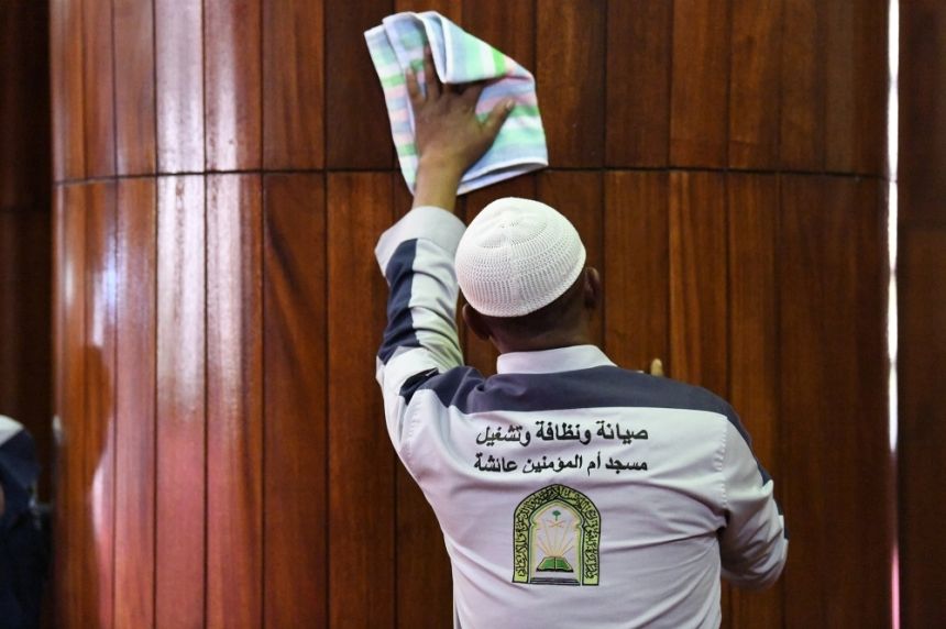 "الشؤون الإسلامية" تنفذ مشروعات صيانة بنحو نصف مليار ريال