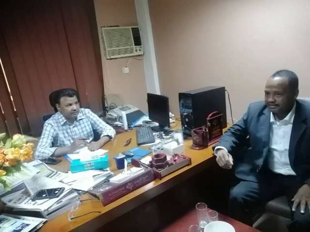 يوسف عزت يكشف عن تقدم في مفاوضات جنيف