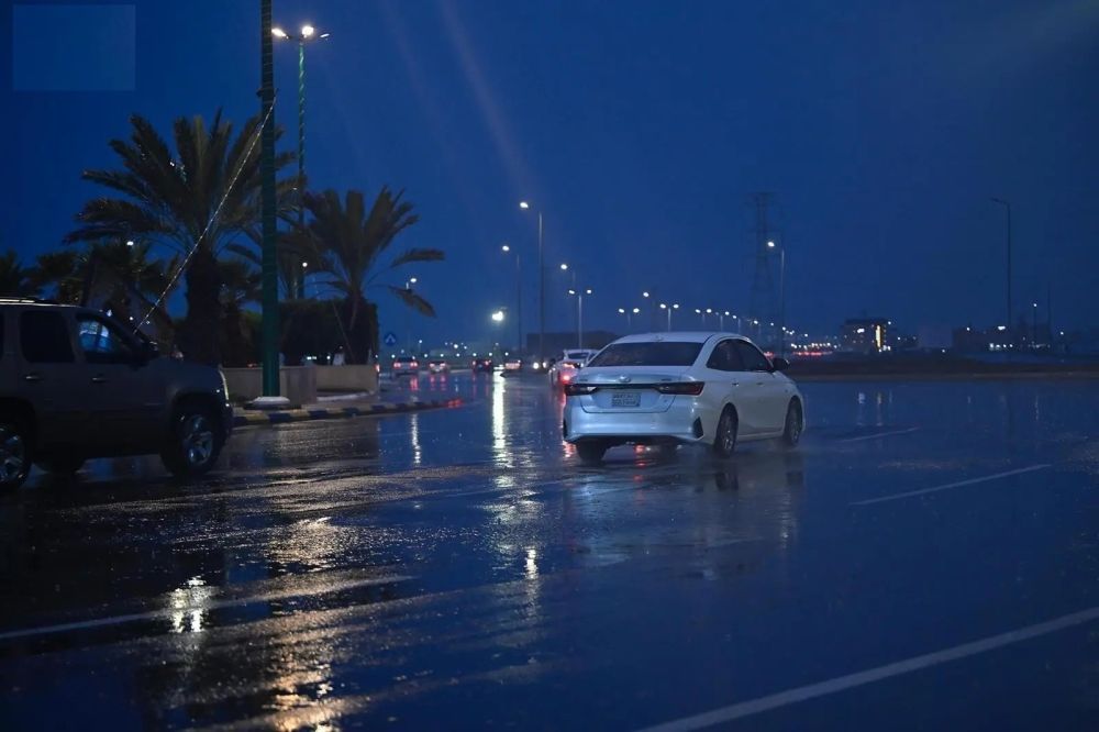 طقس السعودية.. أمطار غزيرة على منطقة جازان