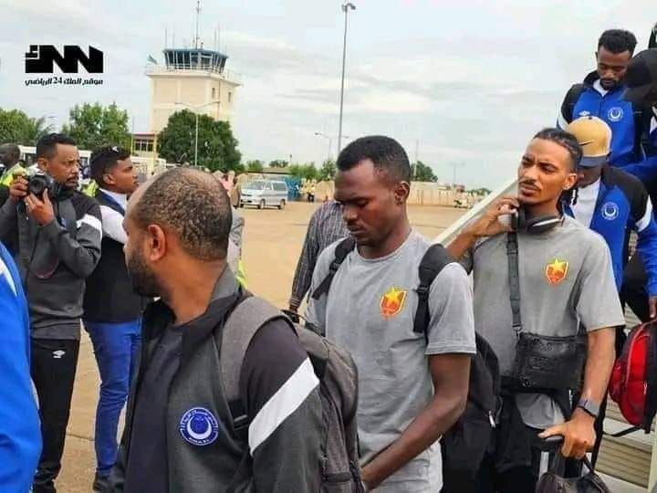 شاهد بالصورة.. وصول فريقي الهلال والمريخ إلى جوبا عبر طائرة خاصة استعداداً لخوض إياب أبطال أفريقيا